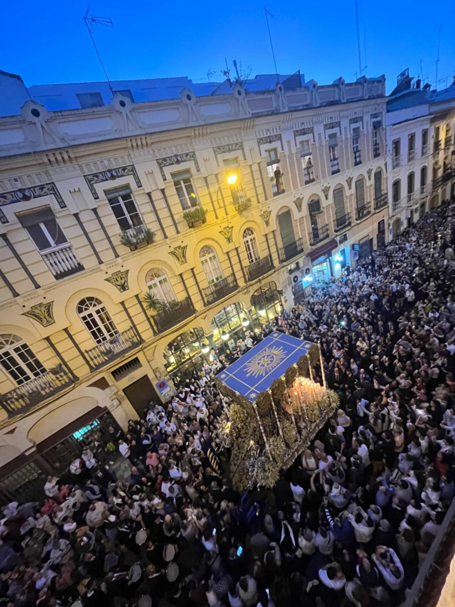 Atico Suite Con Terraza Totalmente Privada En Pleno Centro Historico De Sevilla Bagian luar foto